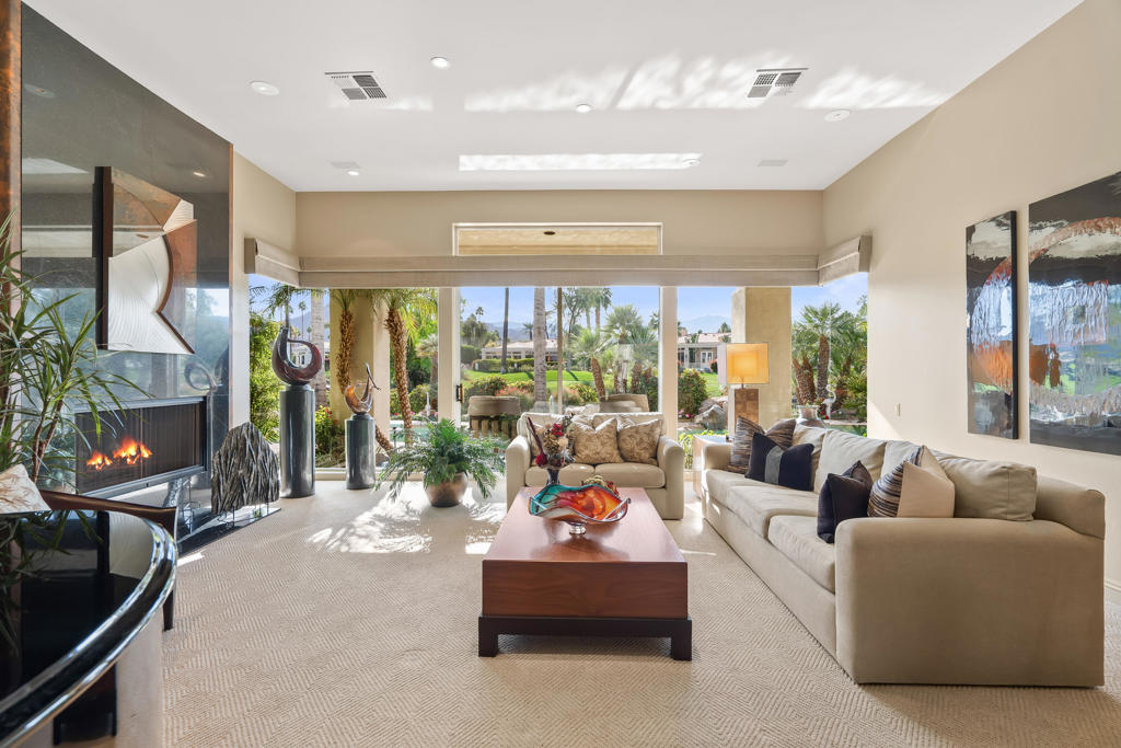 Desert Horizons C.C. - Residential