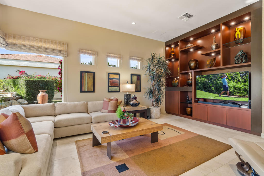 Desert Horizons C.C. - Residential