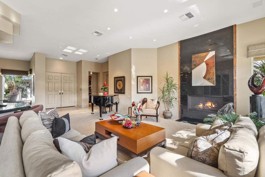 Desert Horizons C.C. - Residential