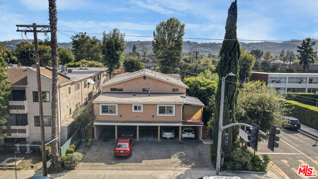 12256 Riverside Drive