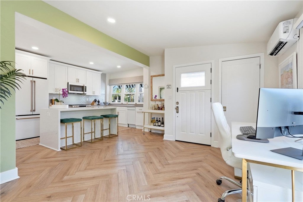 58 Saratoga, Newport Beach CA 92660 - Photo 11