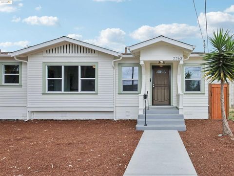 Photo of 2263 80th Ave Ave, Oakland, CA 94605 (MLS # 41111047) Photo of 2263 80th Ave Ave, Oakland, CA 94605 (MLS # 41111047)