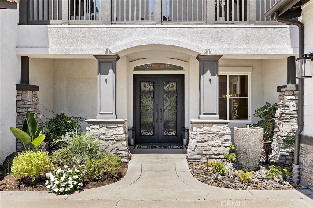 18672 Topanga Canyon Road