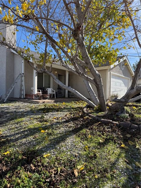 Photo of 9143 Ashwood Court, Hesperia, CA 92344 (MLS # HD26013024)