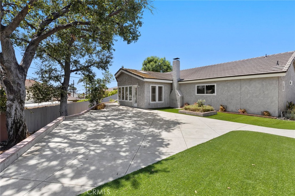 Single Story Living Awaits! - Residential Lease
