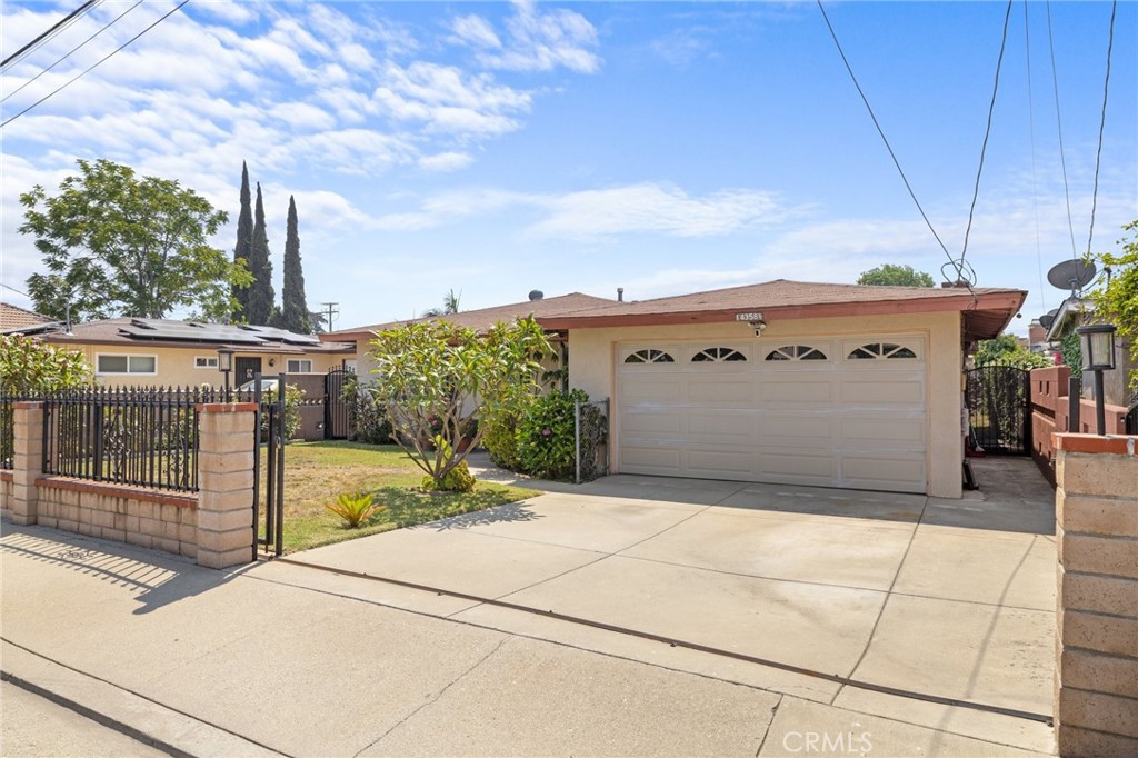 14358 1/2 Jeanette Lane