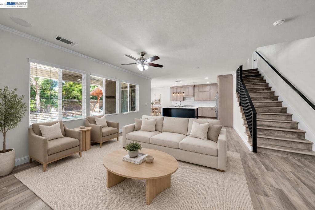 2142 Harborage Way