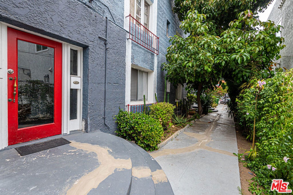 1131 Lodi Place