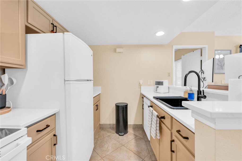 3647 Oak Creek Drive C