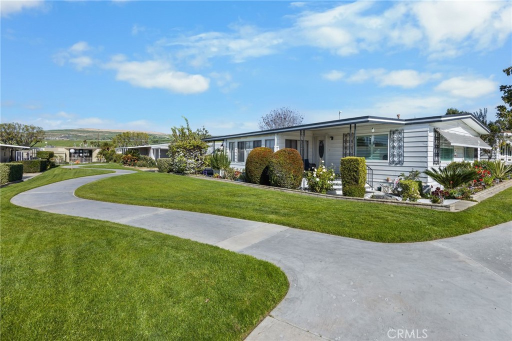 16902 Lake Pleasant Lane 216