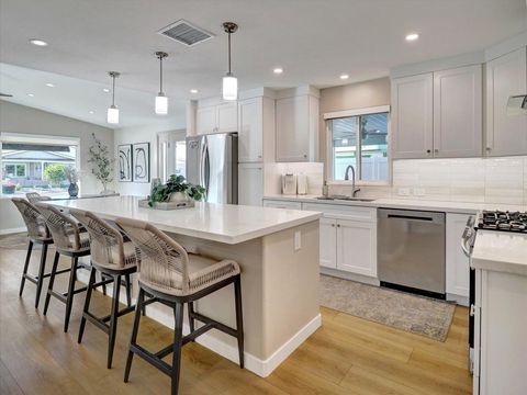 Photo of 73170 Cabazon Peak Drive, Palm Desert, CA 92260 (MLS # 219143154DA)