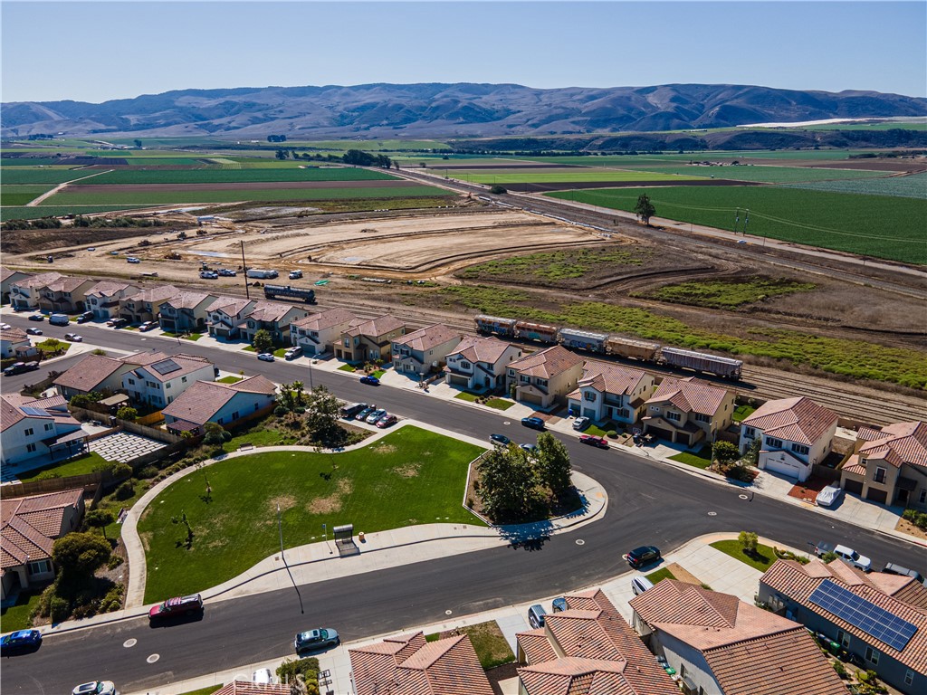 Guadalupe/Casmalia(850) - Residential