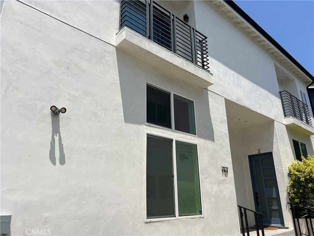 7125 S La Cienega