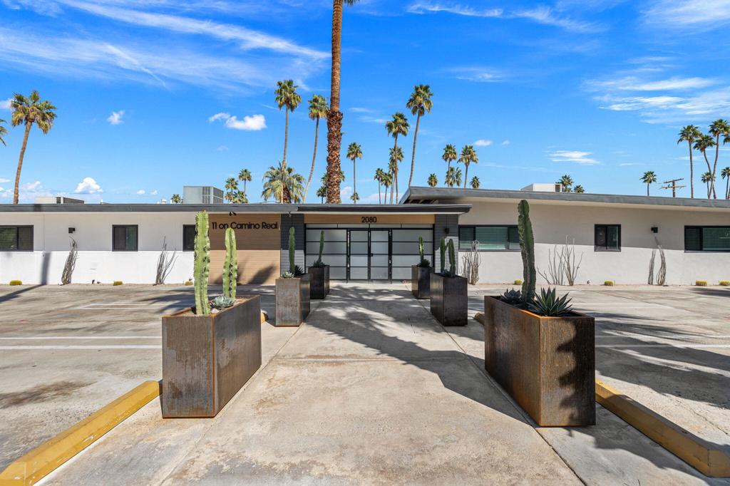 2080 S Camino Real
