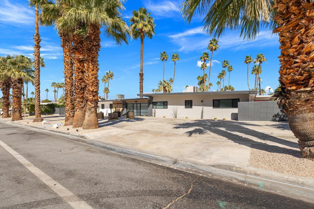 2080 S Camino Real
