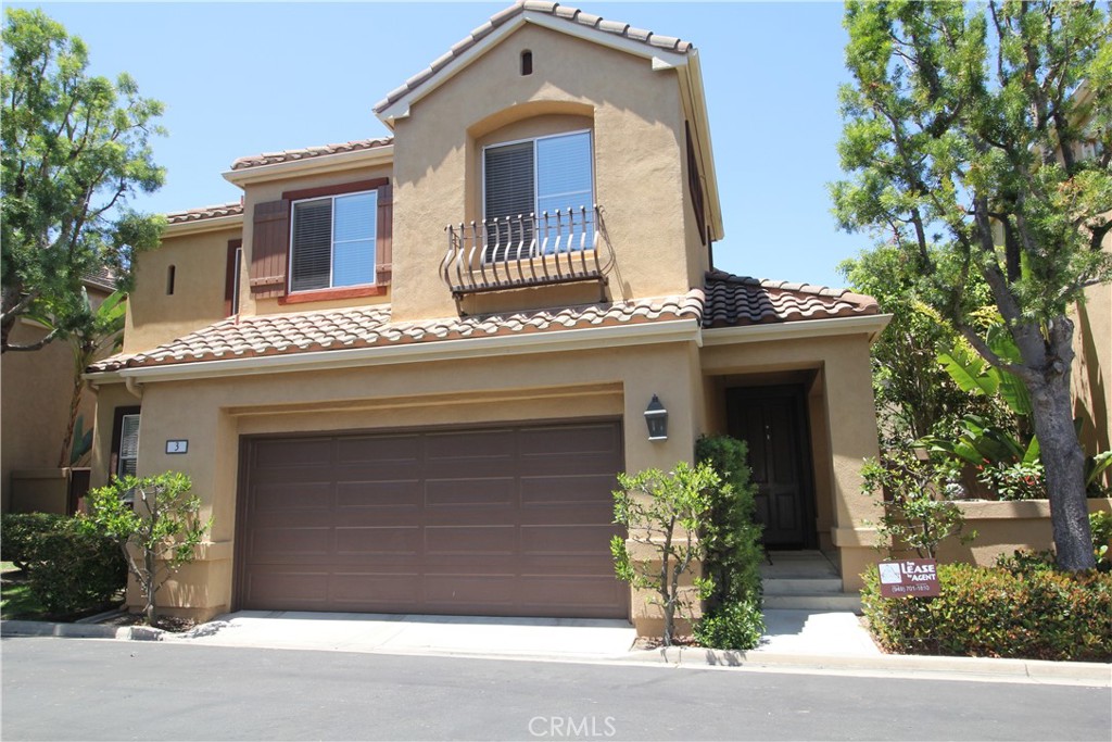 Newport Coast Sancerre highly desirable, gated single family detached home with no Wall sharing with neighbors, 3 bedrooms, 2 1/2 bath, Tiuraine model. Elegant wood and travertine flooring, formal dining room, large windows and soaring ceiling, family room, large kitchen, 2-car attached garage, spacious backyard with built-in BBQ. Delightful front courtyard with fountain. Best location to the community pool and spa, baseball fields and pickleball/tennis courts and playgrounds. Lowest priced detached home lease in Newport Coast.