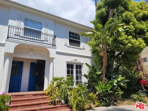 Photo of 5405 Russell Avenue, Los Angeles, CA 90027 (MLS # 25613601) Photo of 5405 Russell Avenue, Los Angeles, CA 90027 (MLS # 25613601)