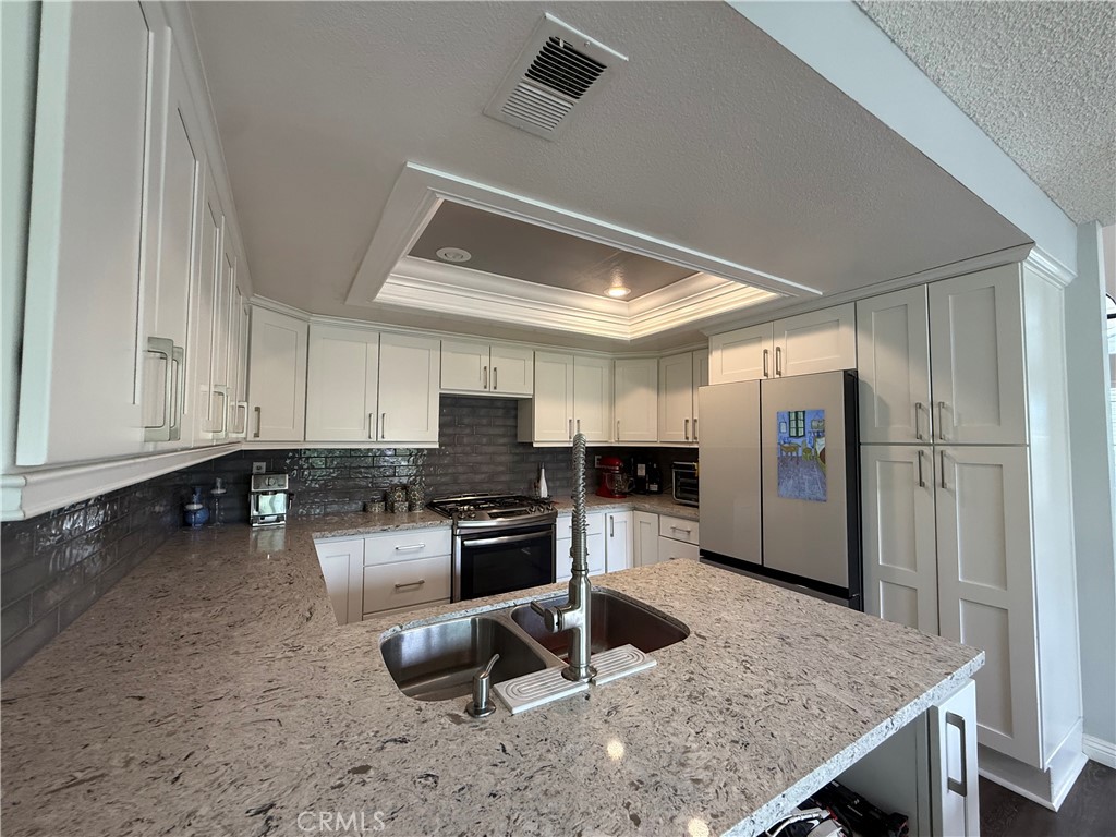 Las Palmas (BLP) - Residential Lease