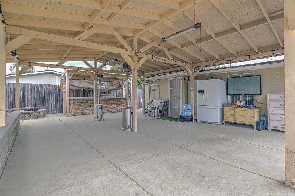 123 N Hayden Dr