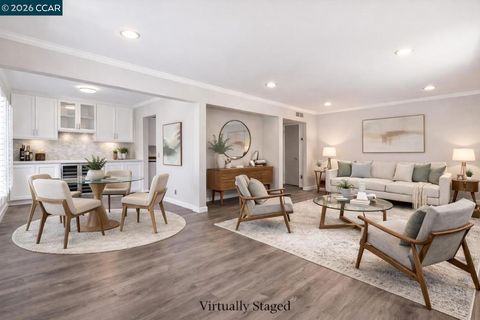 Photo of 470 N Civic Dr Dr #413, Walnut Creek, CA 94596 (MLS # 41127200)