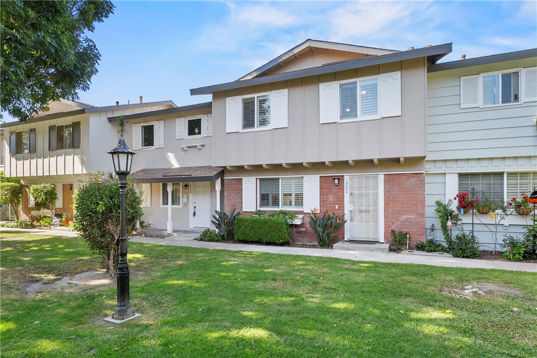 Village Townhomes (VGTH) - Residential