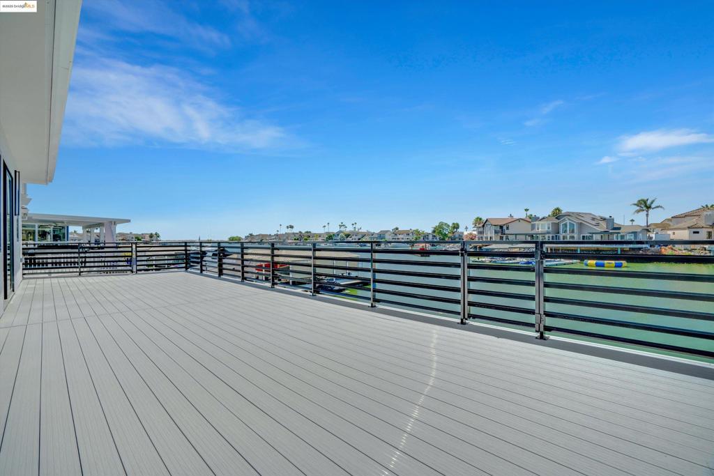 DEEP WATER - Residential