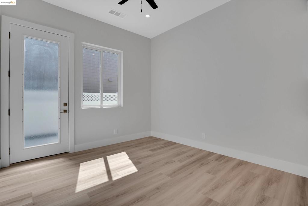 DEEP WATER - Residential