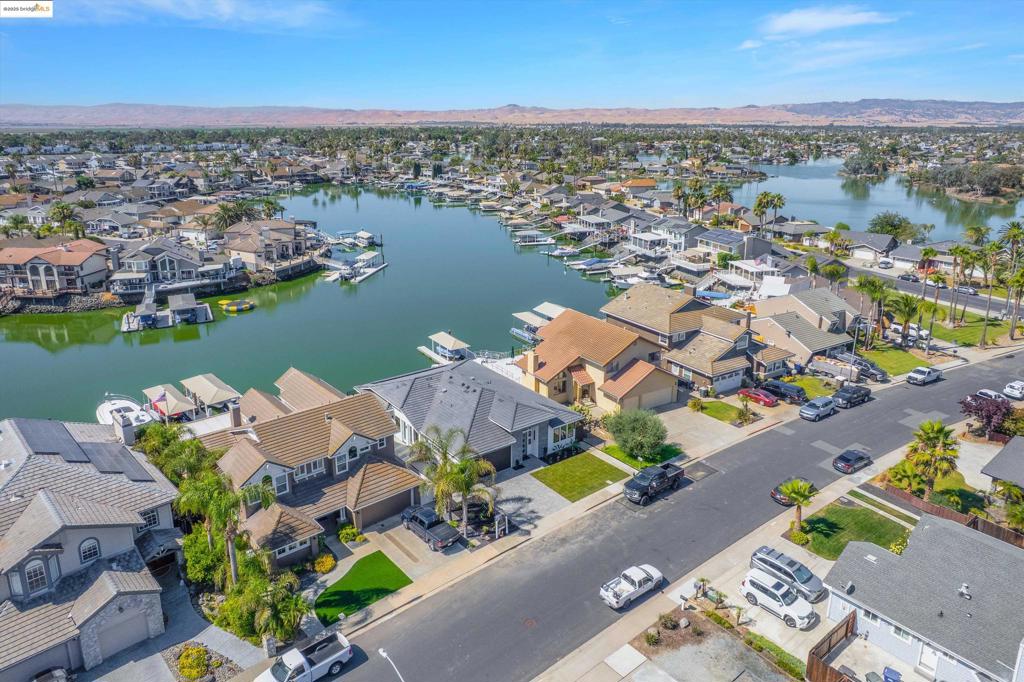 DEEP WATER - Residential