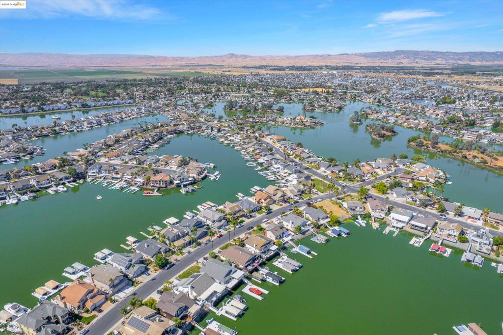 DEEP WATER - Residential