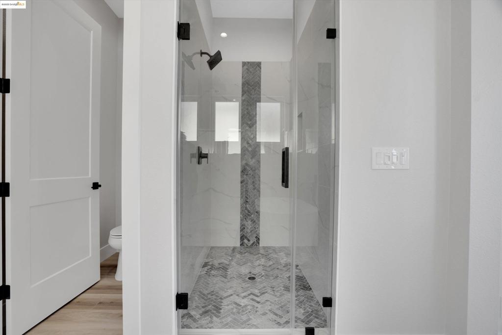 DEEP WATER - Residential