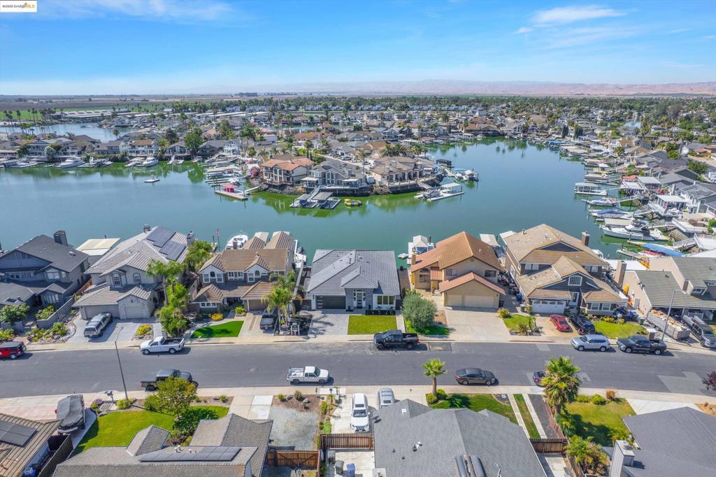 DEEP WATER - Residential