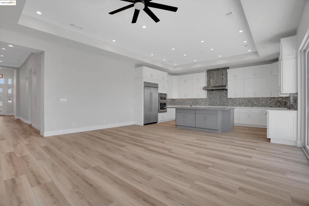 DEEP WATER - Residential