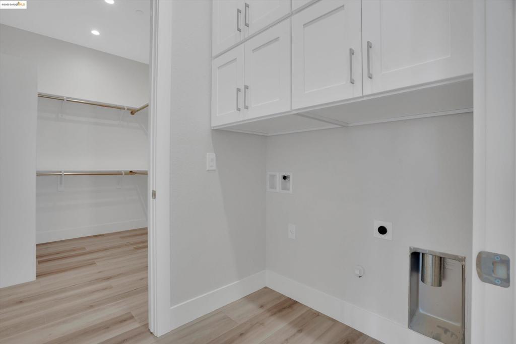 DEEP WATER - Residential