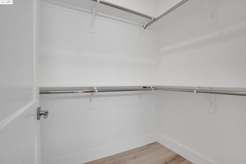 DEEP WATER - Residential