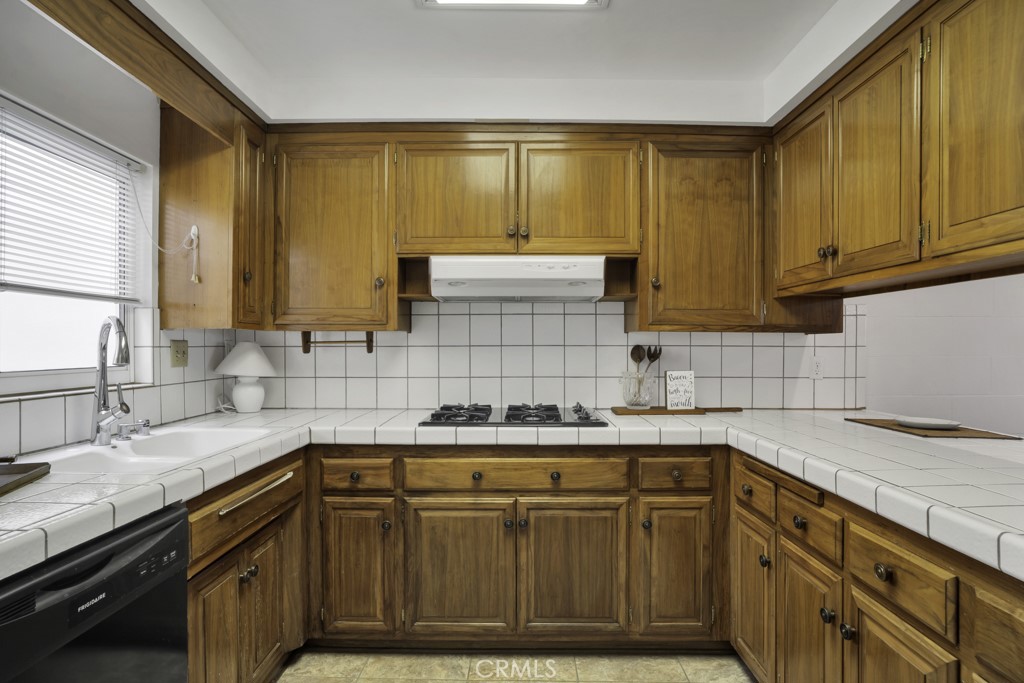 Friendly Valley (FRV) - Residential