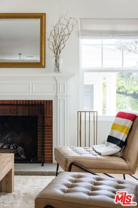 Los Angeles, California 90045, United States, 3 Bedrooms Bedrooms, ,2 BathroomsBathrooms,Residential,Active,114606