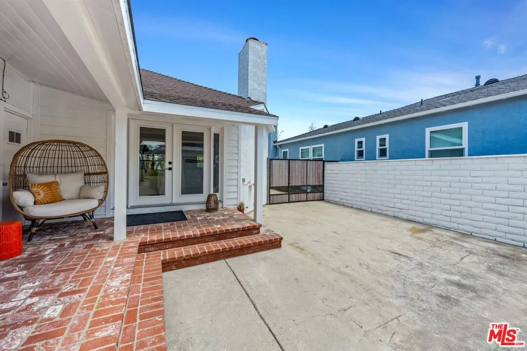 Los Angeles, California 90045, United States, 3 Bedrooms Bedrooms, ,2 BathroomsBathrooms,Residential,Active,114606