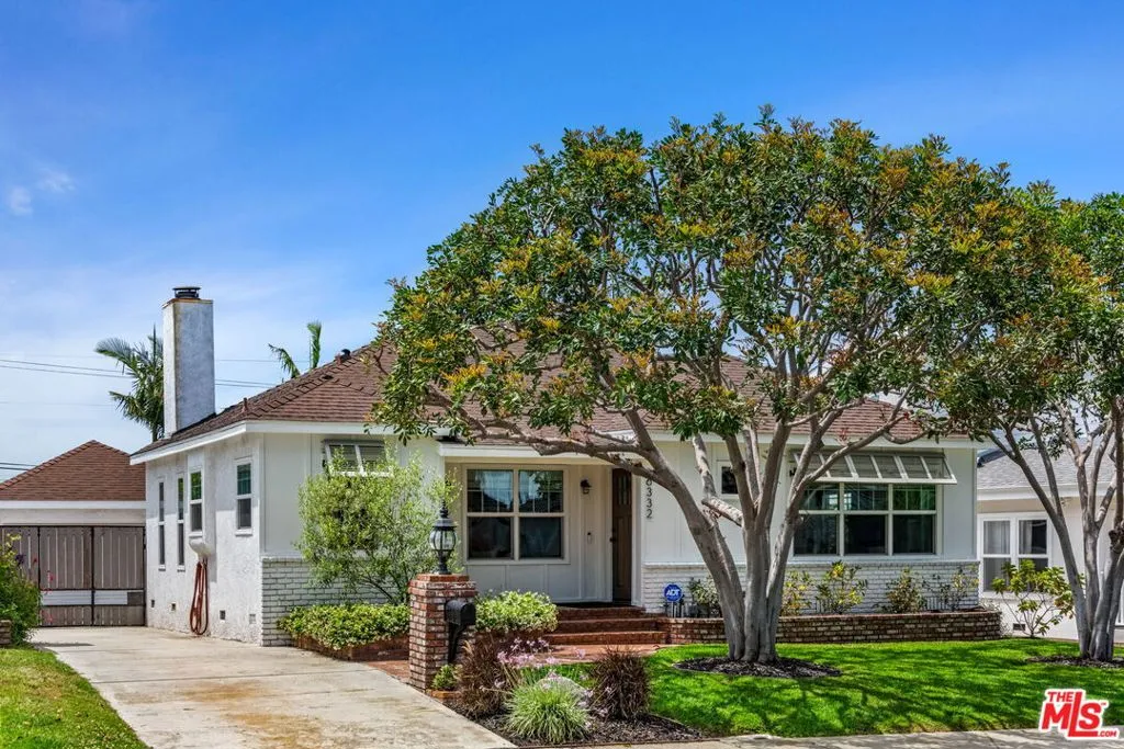 Los Angeles, California 90045, United States, 3 Bedrooms Bedrooms, ,2 BathroomsBathrooms,Residential,Active,114606