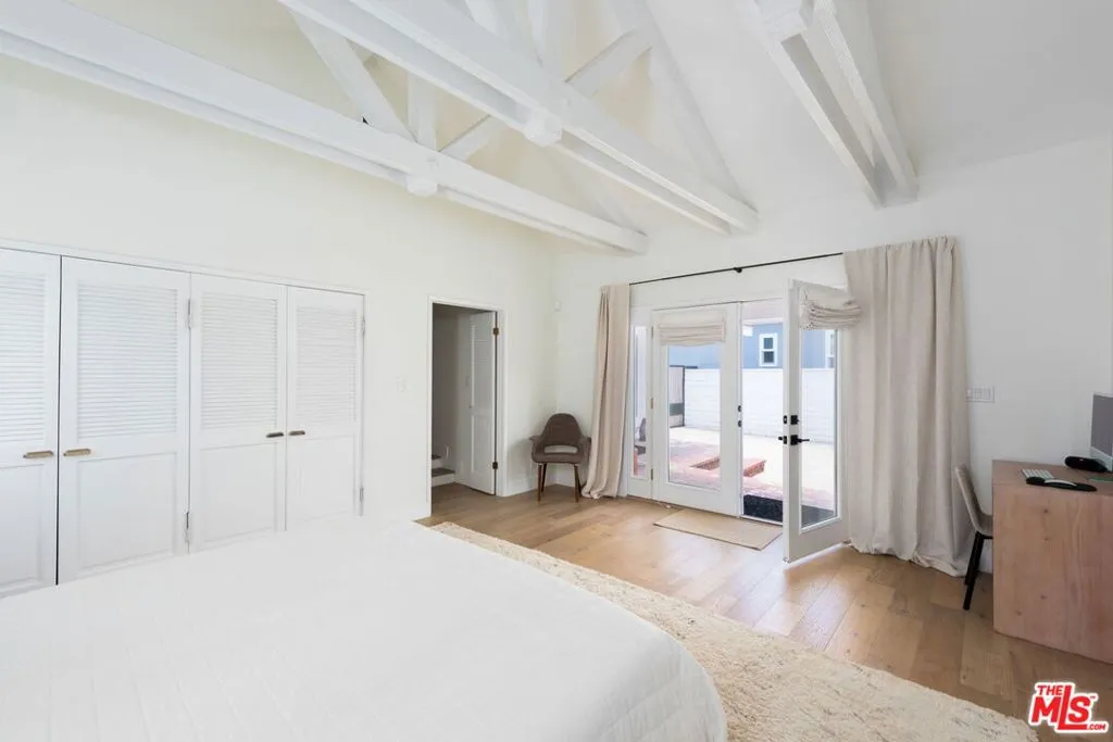 Los Angeles, California 90045, United States, 3 Bedrooms Bedrooms, ,2 BathroomsBathrooms,Residential,Active,114606