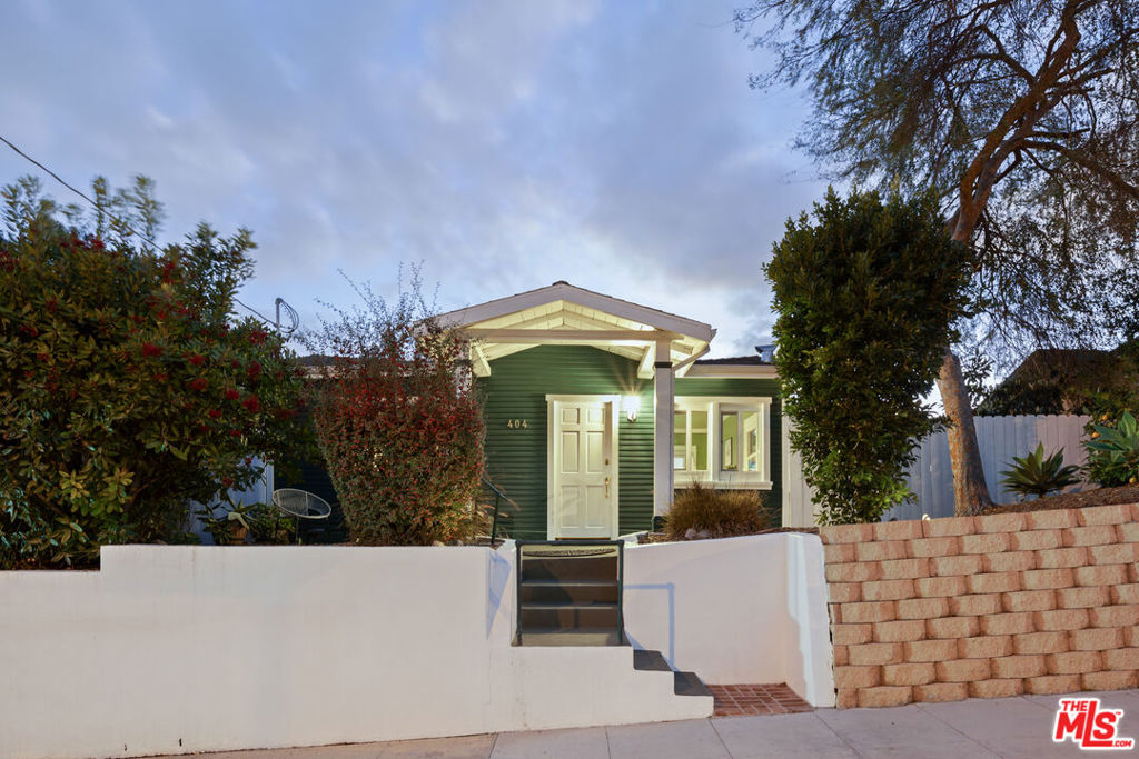 404 Canyon Vista Drive