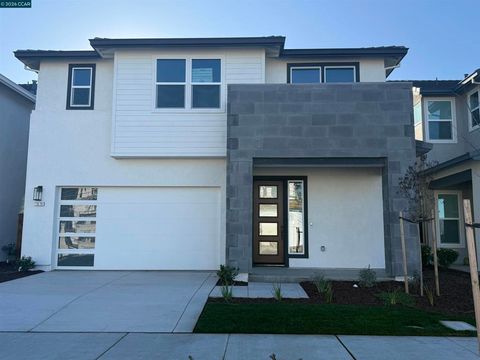 Photo of 17479 Bushwick Lane Ln, Lathrop, CA 95330 (MLS # 41122789)