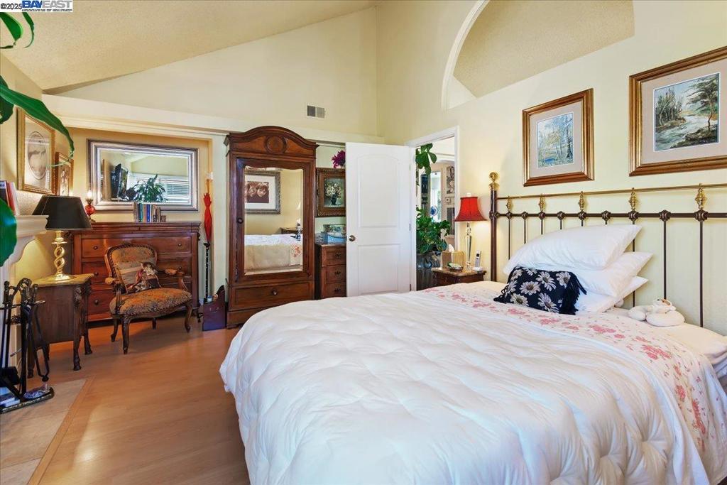 HARBOR BAY ISLE - Residential