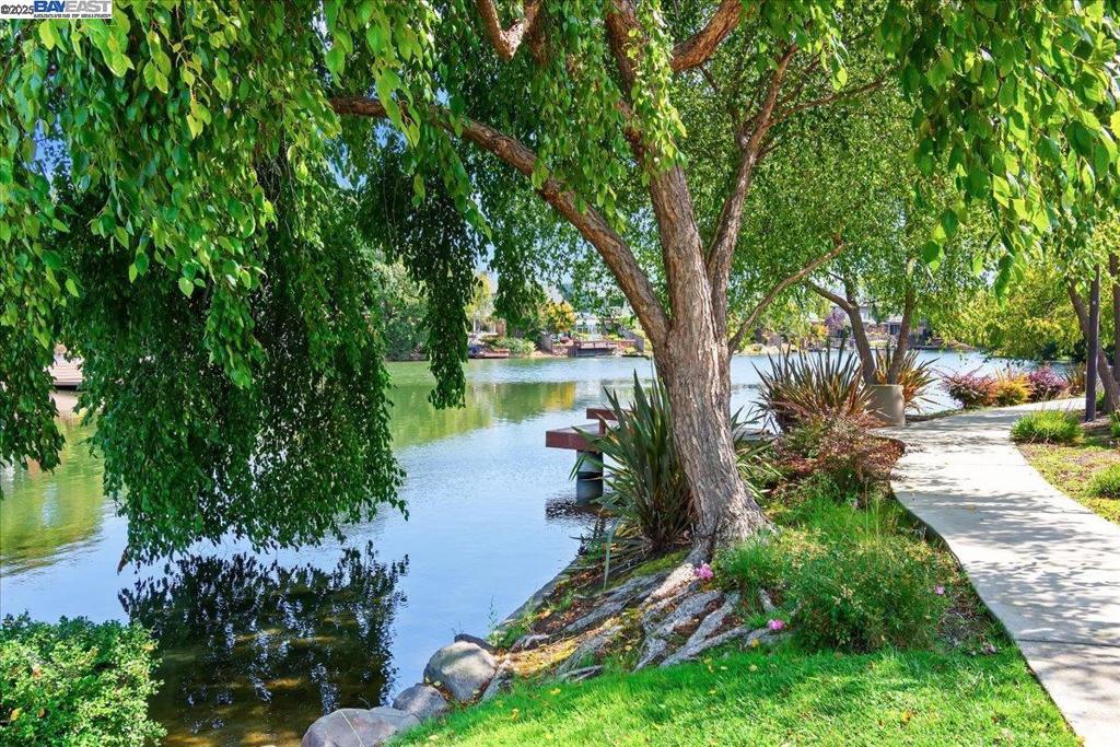HARBOR BAY ISLE - Residential
