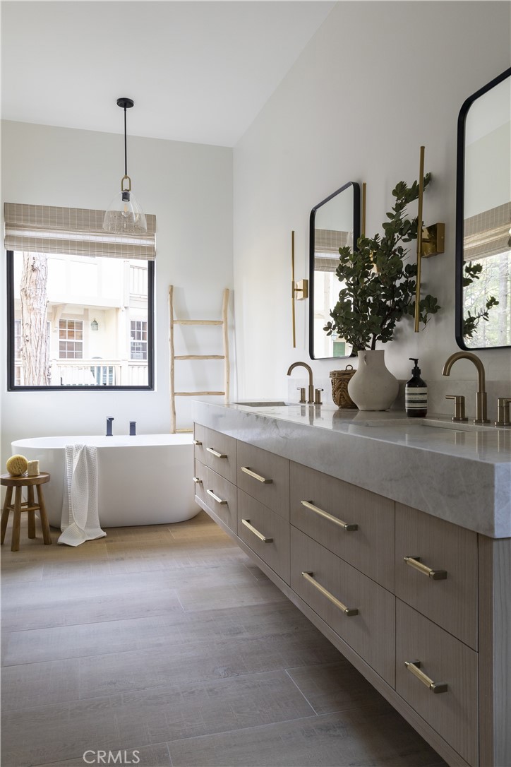 Arrowhead Woods (AWHW) - Residential