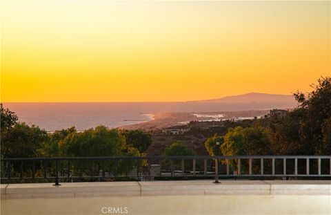 Tiny photo for 25 Spinnaker, Newport Coast, CA 92657 (MLS # OC26004736)