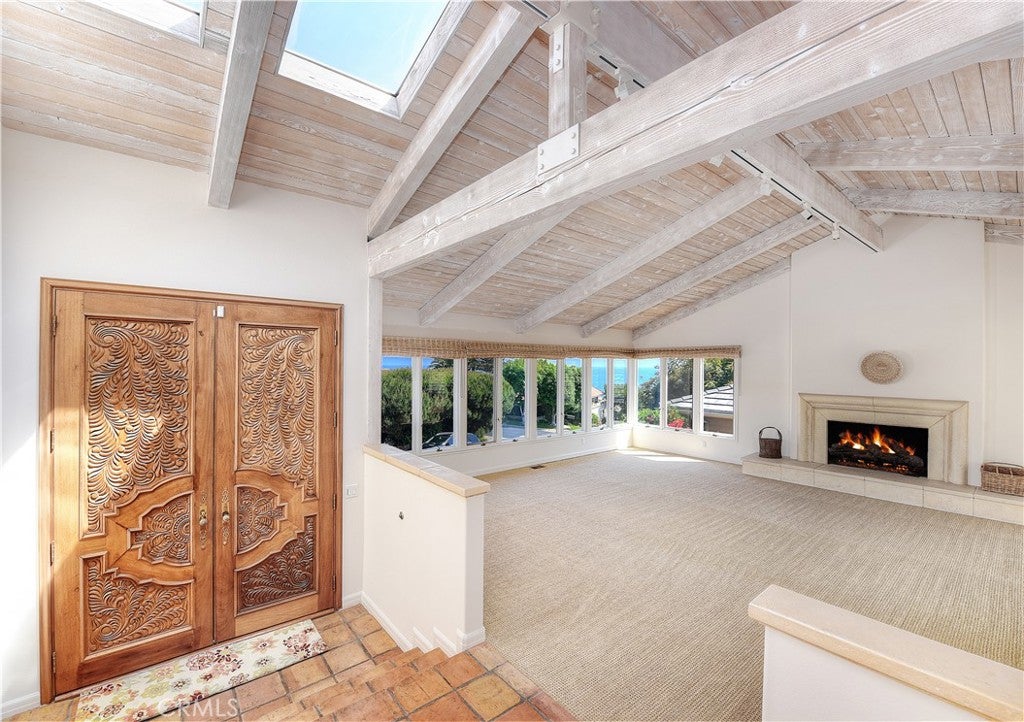 906 EMERALD BAY