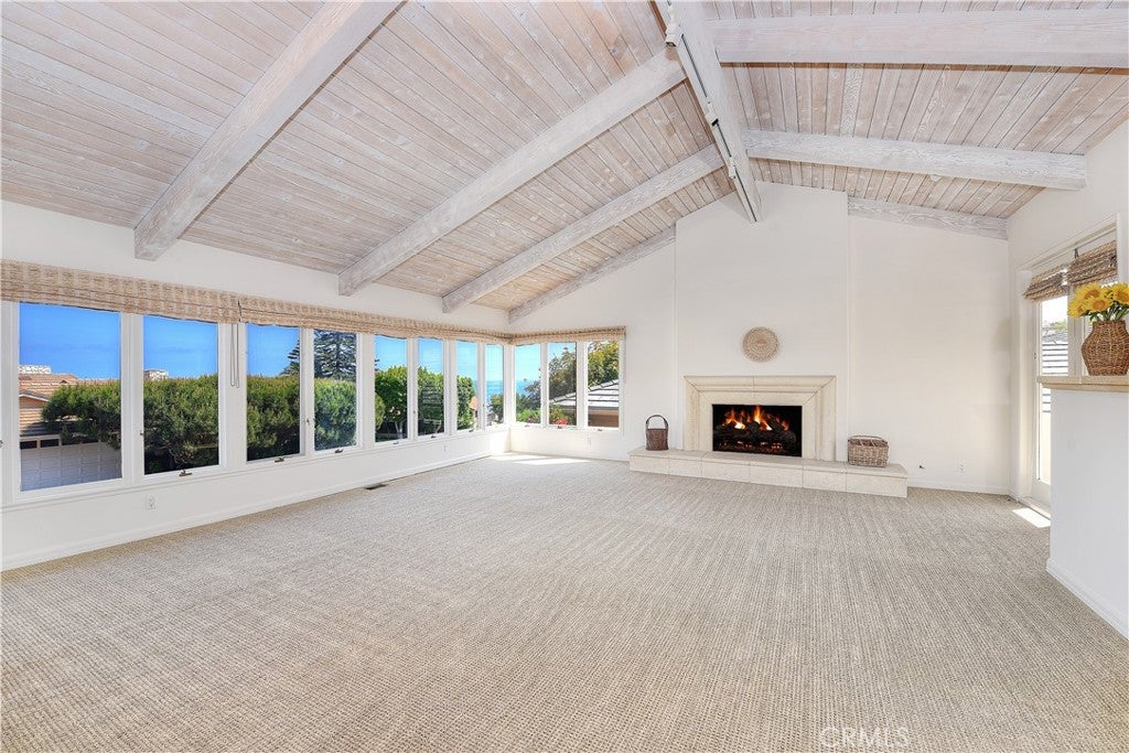 906 EMERALD BAY