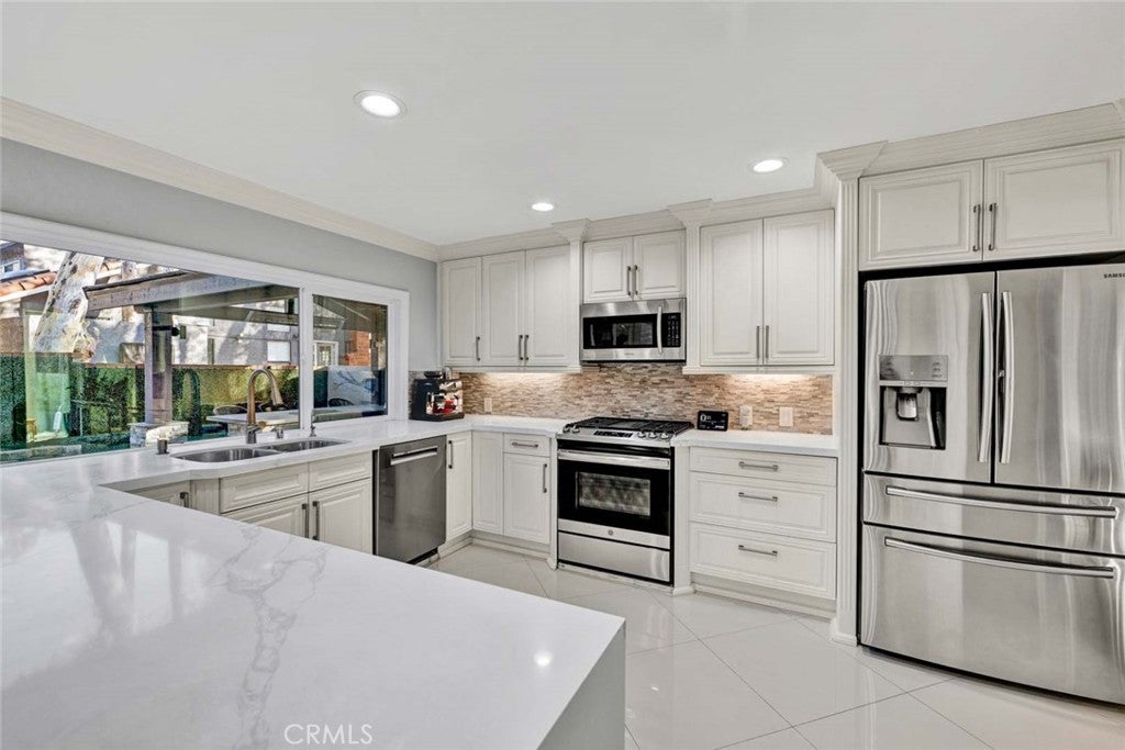 22582 Charwood Circle, Lake Forest CA 92630 - Photo 11