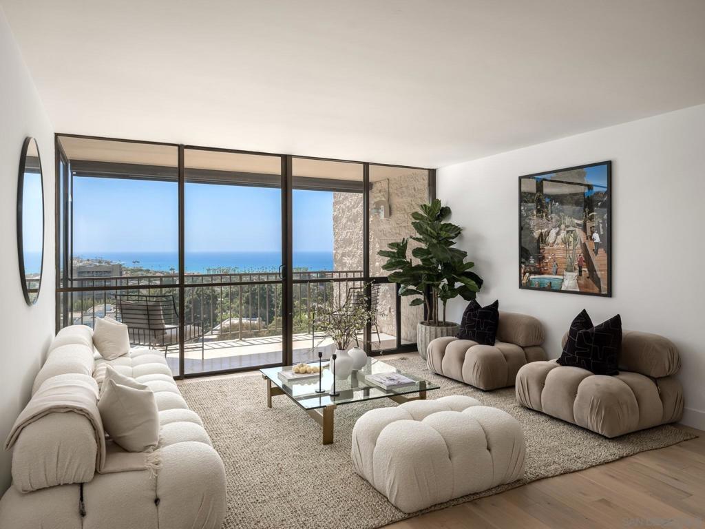 2500 Torrey Pines Rd 1001