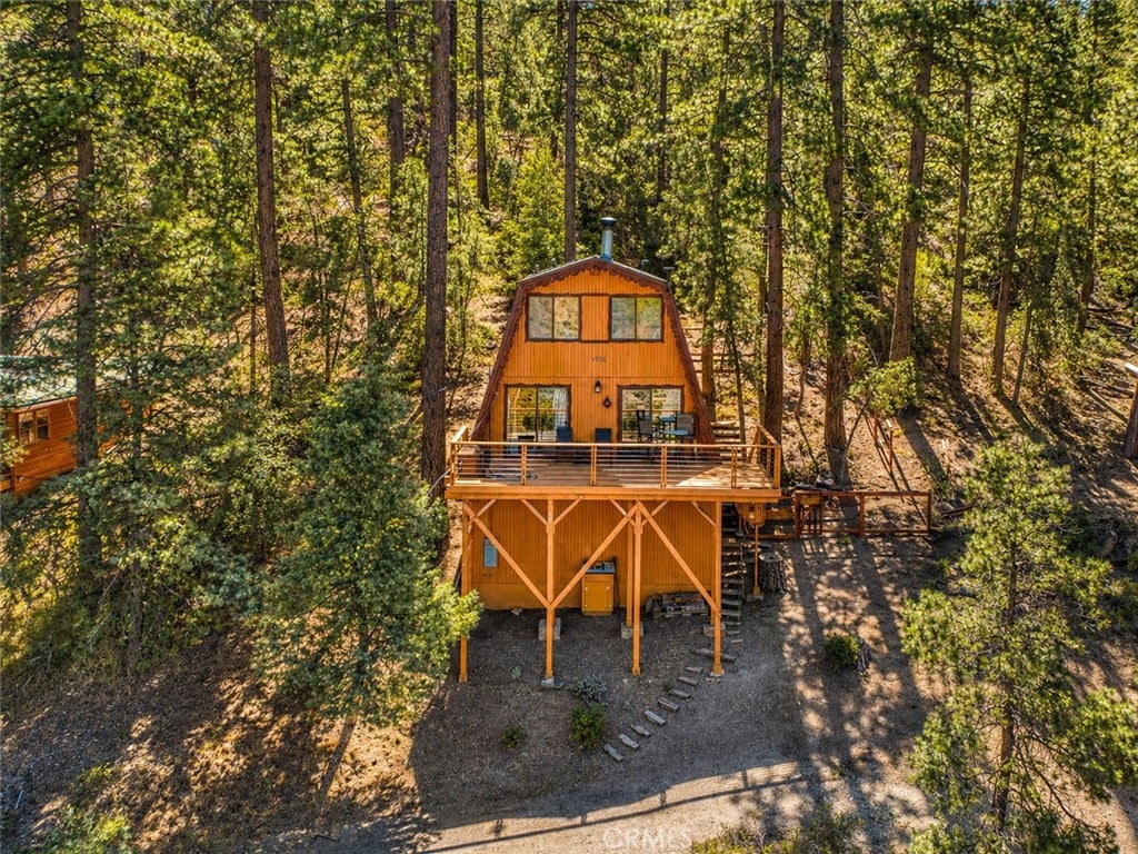 1916 Rustic Way